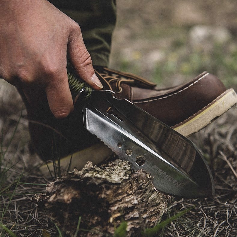 Naturehike Multi-Functional Outdoor Hand Shovel - Silver